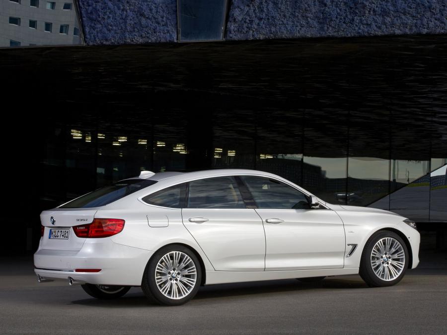  BMW 335i Gran Turismo Luxury Line 2013 года  (фото 5 из 16)